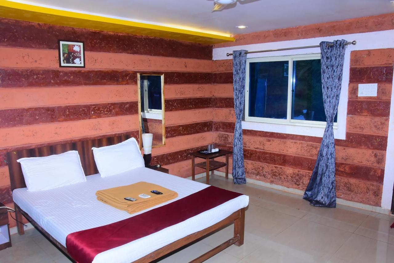 Salt Water Resort Dapoli Exterior photo