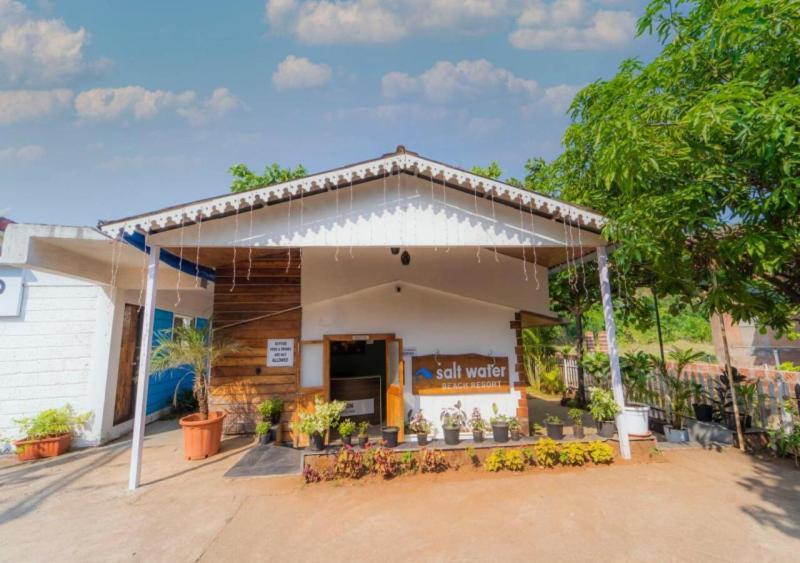 Salt Water Resort Dapoli Exterior photo